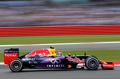 Horner, impaciente por las actualizaciones de Renault