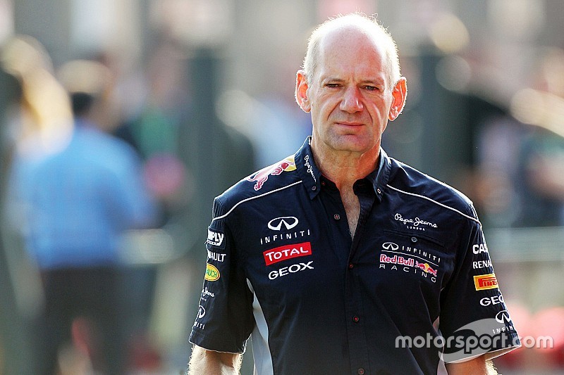 Para Adrian Newey, apenas “sorte anormal” salva ano da Red Bull