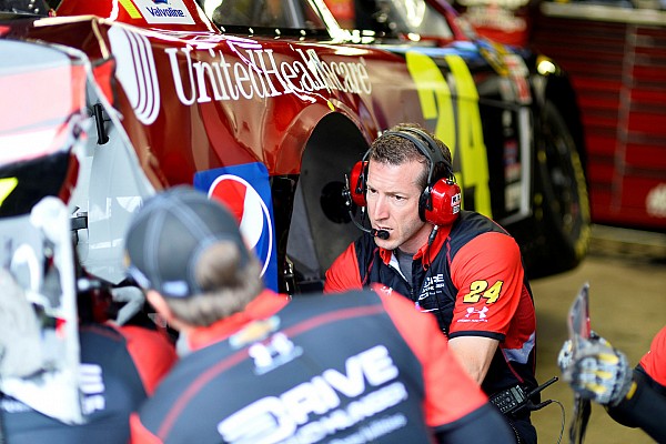 Bowyer and Gordon collide ... In the garage