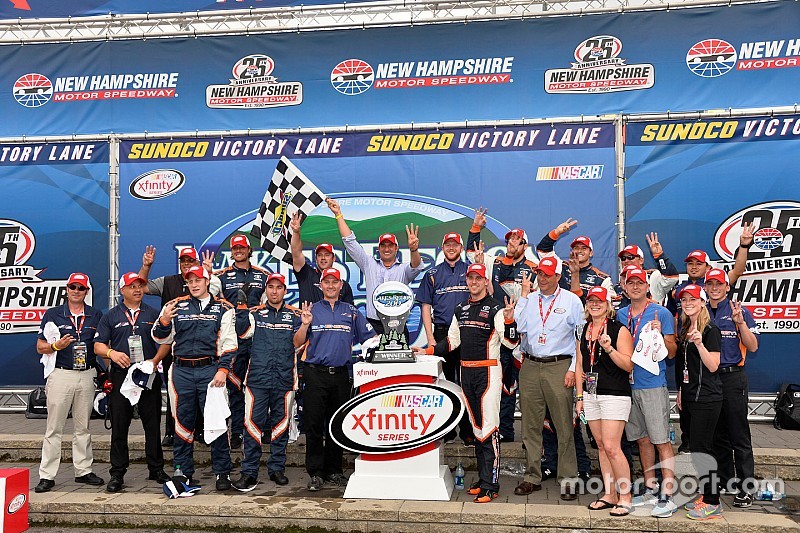 Hamlin gana en New Hampshire; Daniel Suárez fue quinto