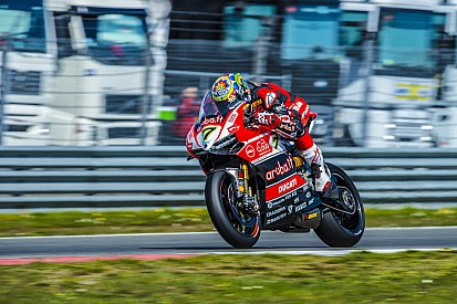 Course 1 - Davies transforme sa pole en victoire