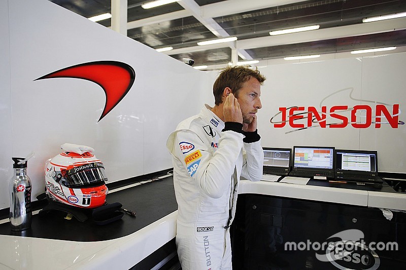 Button señala que 2016 será difícil si no avanzan