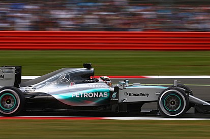 Hamilton firma la 46esima pole a Silverstone
