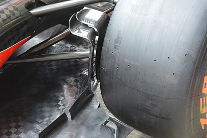 Ferrari: doppio convogliatore d'aria sulla brake duct