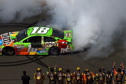 Doppietta dei fratelli Busch a Sonoma: Kyle batte Kurt