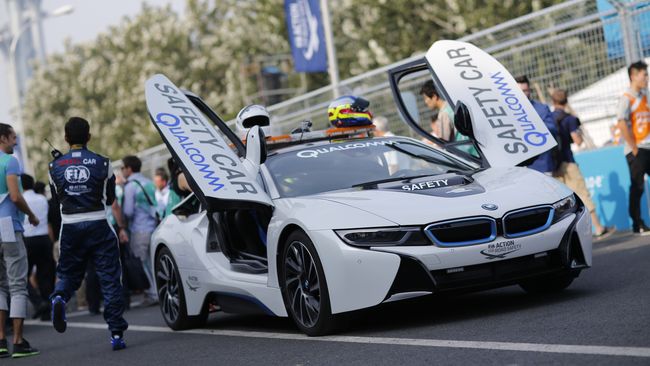 Endurance: così la BMW pensa a un bolide a idrogeno!