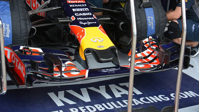 Red Bull: l'ala anteriore copia soluzioni Mercedes!