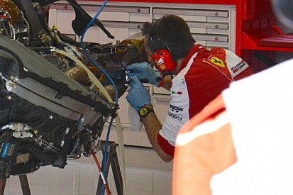 Ferrari: si sostituisce il semiasse rotto di Vettel