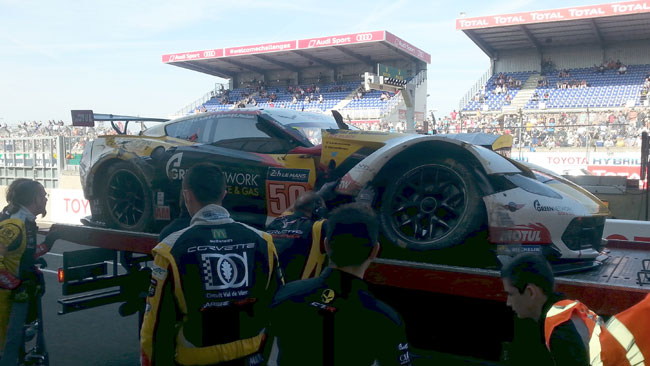 Le Mans: si cerca di riparare la Corvette di Roda