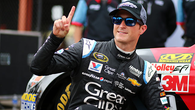 Kasey Kahne ritrova la pole position dopo tre anni