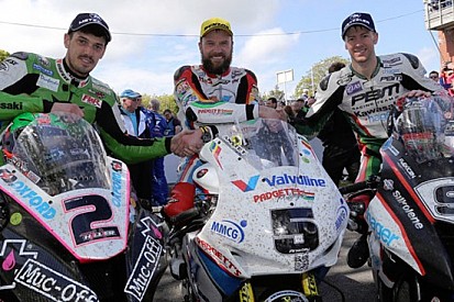 TT 2015: Anstey mette la sua firma nella Superbike