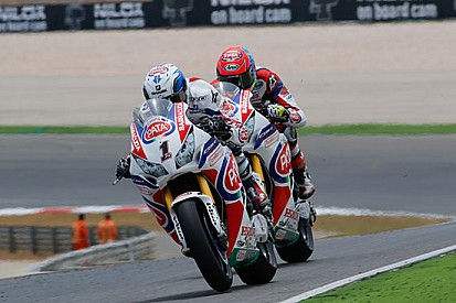 Buoni progressi per il team Pata Honda a Portimao