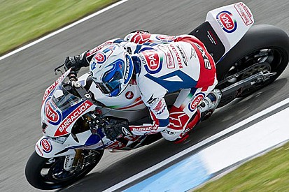 Guintoli: "Non facile sistemare i problemi della Honda"
