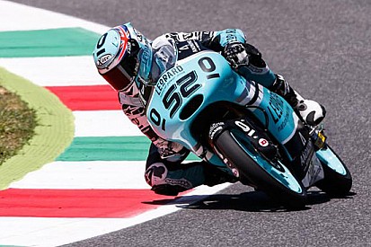 Kent in pole al Mugello, ma Fenati è in prima fila
