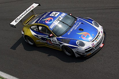 Monza, Libere 1: Porsche sugli scudi con Postiglione