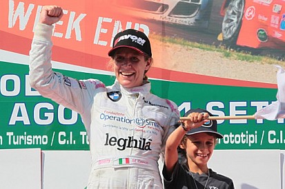 Michela Cerruti con la ROAL Motorsport a Monza