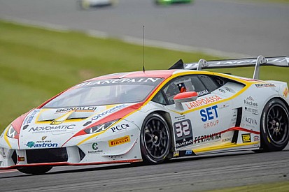Terza vittoria di fila per Patrick Kujala a Silverstone