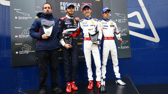 Jack Aitken dalla pole alla vittoria in gara 1 in Austria