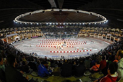 Lanterna: la prova spettacolo indoor raddoppia!