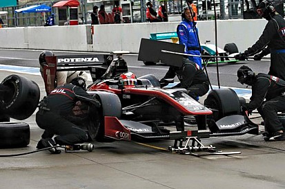 La Super Formula inizia in salita per Andrea Caldarelli