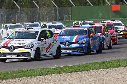 La Clio Cup Italia 2015 accende i motori ad Imola