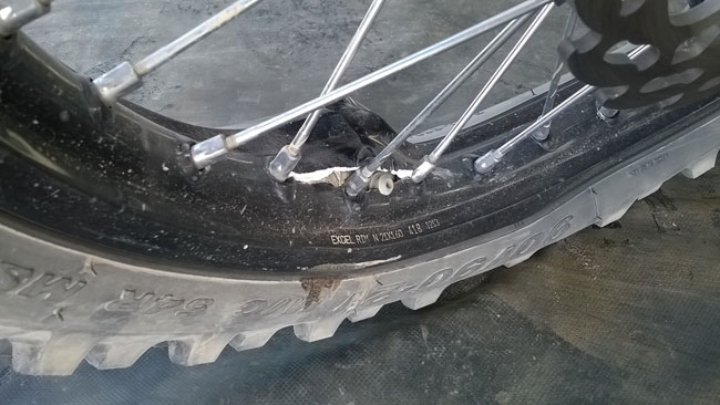 Dakar: nemmeno un cerchio distrutto ferma Ceci