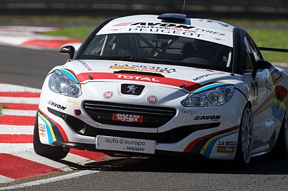 Primo podio assoluto per la Peugeot RCZ-R