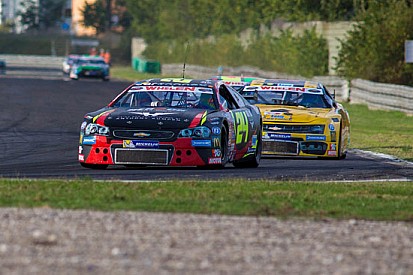 NASCAR Whelen: Dumarey coglie la sua prima vittoria