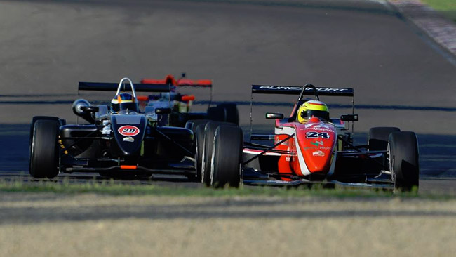 F2 Italian Trophy: 19 piloti in pista a Magione