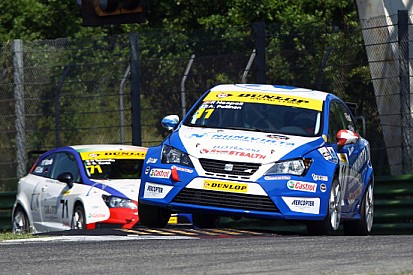 Imola, Gara 1: Pellinen-Nespoli imprendibili
