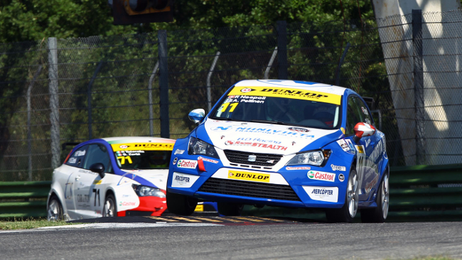 Imola, Gara 1: Pellinen-Nespoli imprendibili