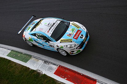 Weekend complicato per le Peugeot RCZ a Monza