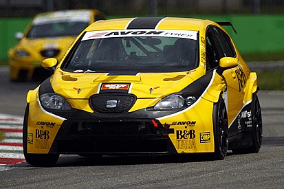 Moccia-Busnelli dominano Gara 1 a Monza