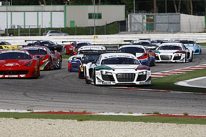 25 vetture in pista nel secondo round a Monza