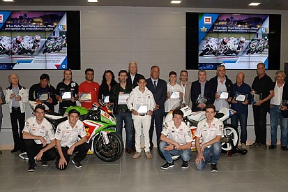 Il Team Italia omaggia il motociclismo romano
