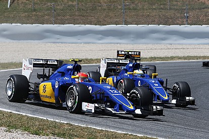 Sauber retains Nasr, Ericsson for 2016 F1 season
