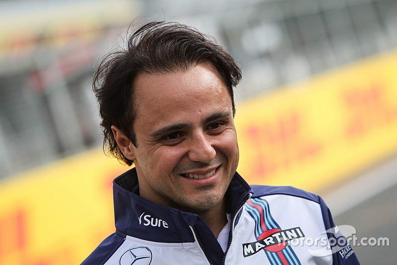 Apesar de negar acerto, Massa crê em permanência na Williams