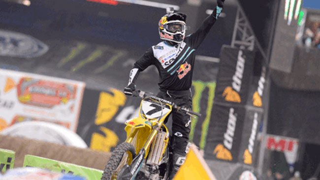 James Stewart scrive una pagina di storia a Toronto