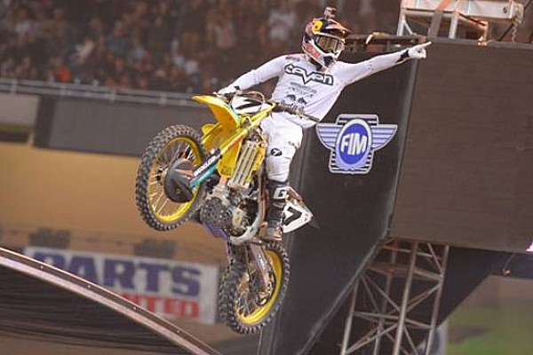 Bubba Stewart cala il tris a Detroit