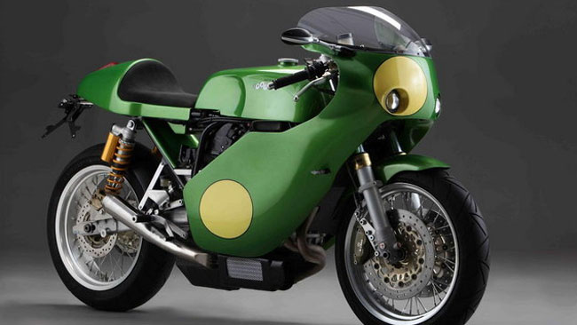 La Paton al via del TT 2014 con la Strada S1