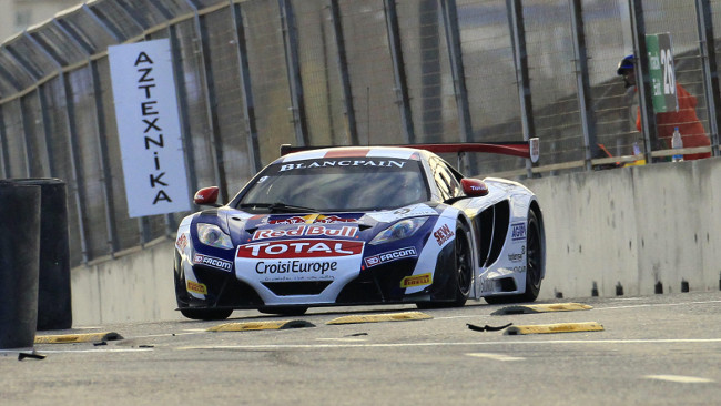 Loeb e Parente salgono secondi grazie alle penalità