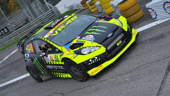 Monza, PS7: Valentino Rossi nella scia di Sordo