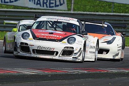 Lotta per il titolo ancora apertissima a Vallelunga