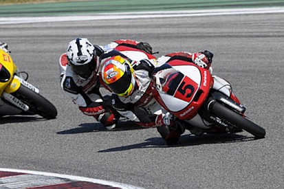 Lotta a cinque a Misano in Gara 2 della Moto3