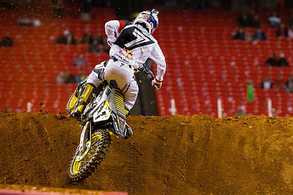 Al Georgia Dome rispunta anche "Bubba" Stewart
