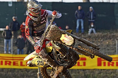 Desalle conquista la Superpole allo Starcross