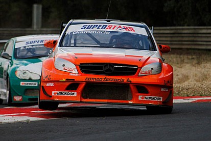 Giammaria firma la pole con la Mercedes