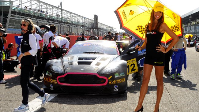 Gara 2 a Monza va all'Aston Martin