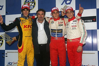 Urrutia conquista gara 2 ed il titolo rookie