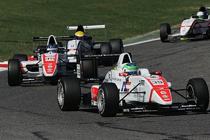 Un Costa perfetto vince gara 1 a Vallelunga